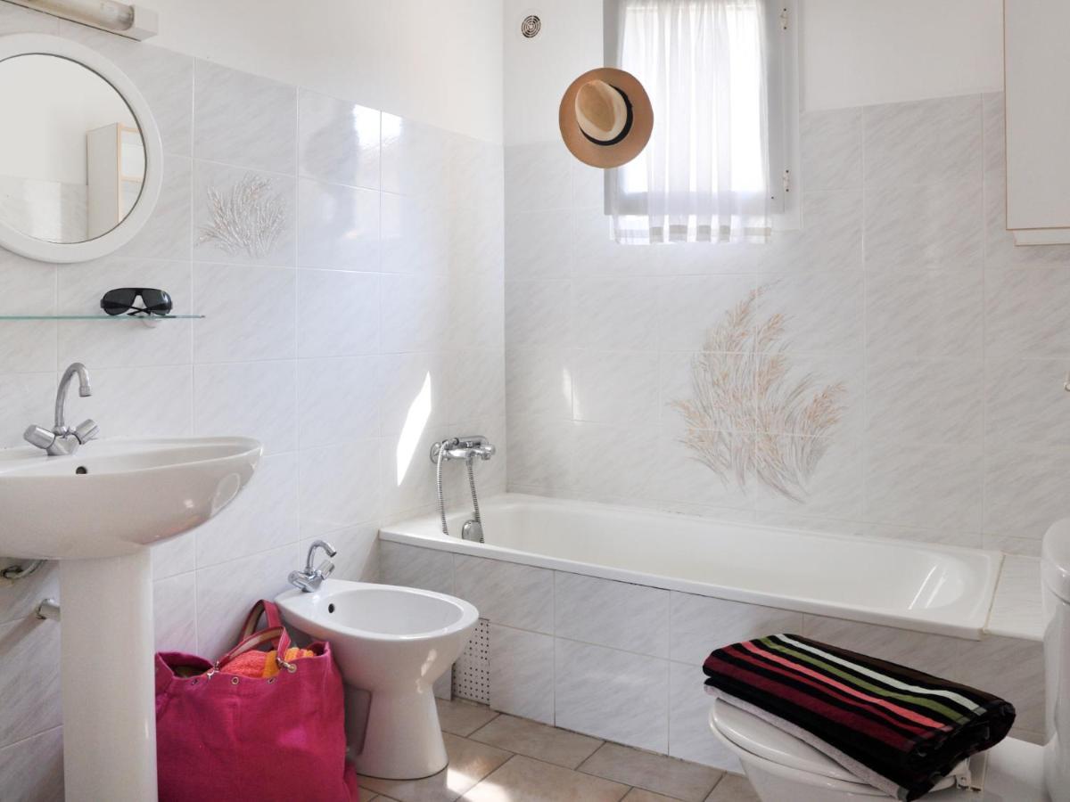 Holiday Home Les Chênes - MAA200 Borgo  Extérieur photo